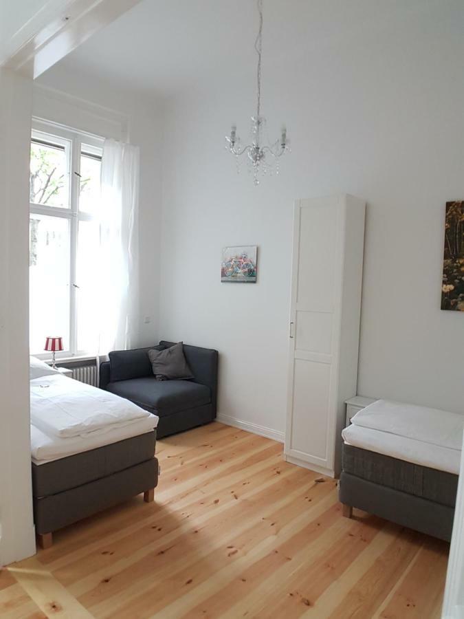 Lang Re By Rockchair Apartments L Superhost Status L 2 Bedrooms Boxspringbeds In City Center - Cozy Family & Business Flair Welcomes You! Berlin Luaran gambar